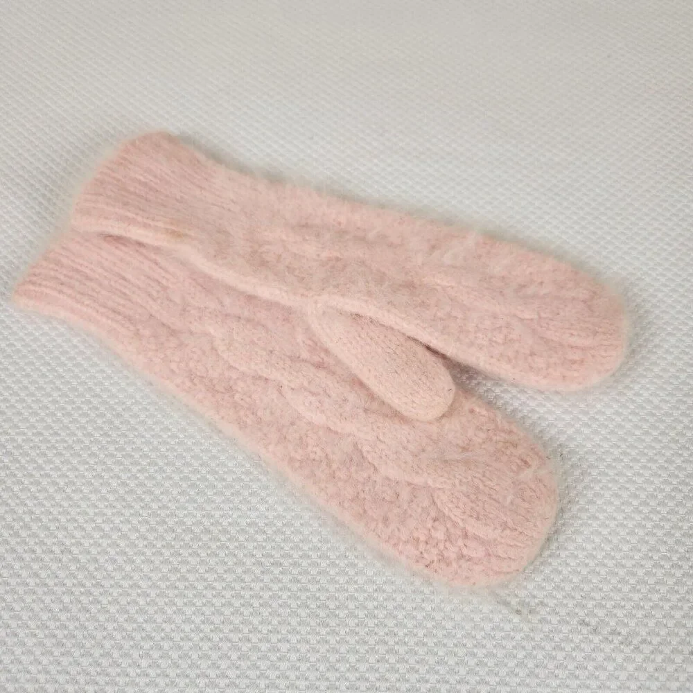 Vintage 80s Soft Fuzzy Angora Fluffy Mittens Pastel Pink Adult Womens
